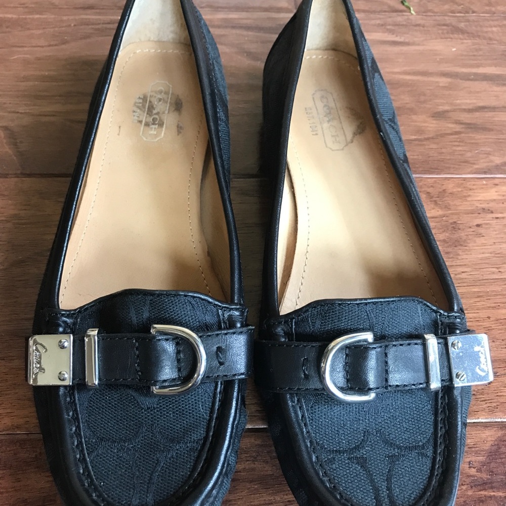 COACH Signature brand Black Loafers - Size 6.5